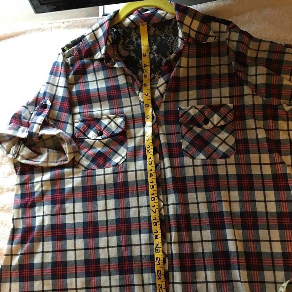 blouse - Picture 6 of 12